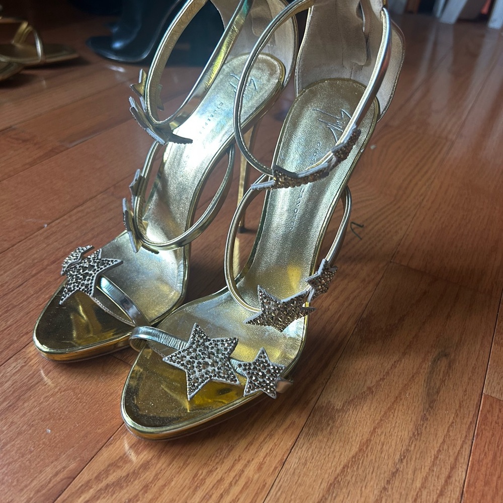 Giuseppe Zanotti Harmony Gold Star Embellished Women's Heels